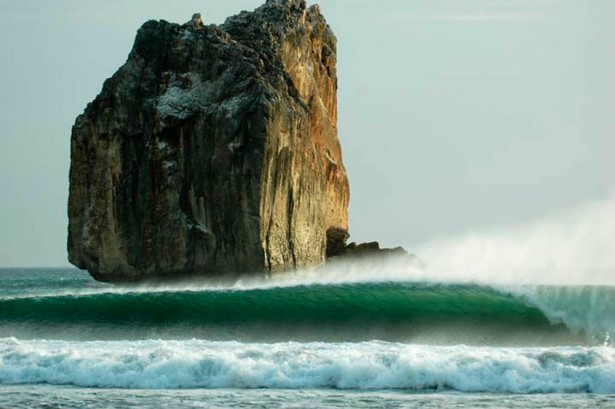 Witches Rock Surf Camp Tamarindo Costa Rica Witch's Rock / Roca Bruja - Guanacaste, Costa Rica