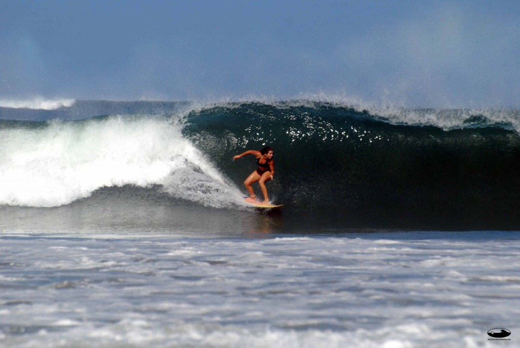 Sofia Soaje Pinto dropping into some big wave bombs