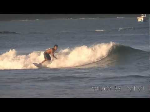 Read more about the article Tamarindo Surf Report – December 19, 2012 (video)