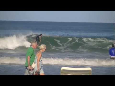 Read more about the article Tamarindo Surf Report – January 19 , 2013 (video)