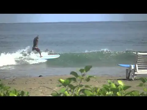 Read more about the article Tamarindo Surf Report – June 19, 2013 (video)