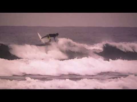 Read more about the article Tamarindo Surf Report – August 27, 2013 (video)
