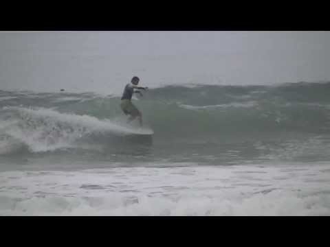 Read more about the article Tamarindo Surf Report – August 28. 2013 (video)