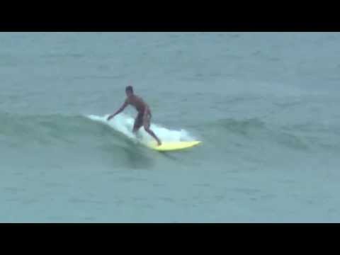 Read more about the article Tamarindo Surf Report – October 3, 2013 (video)