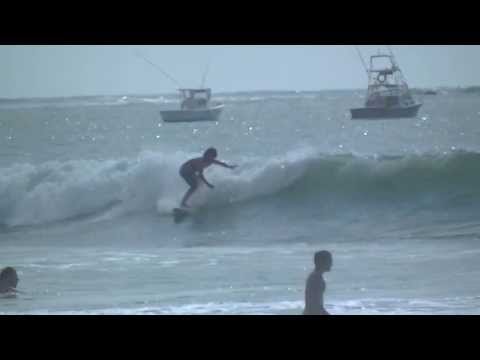 Read more about the article Tamarindo Surf Report – October 5, 2013 (video)