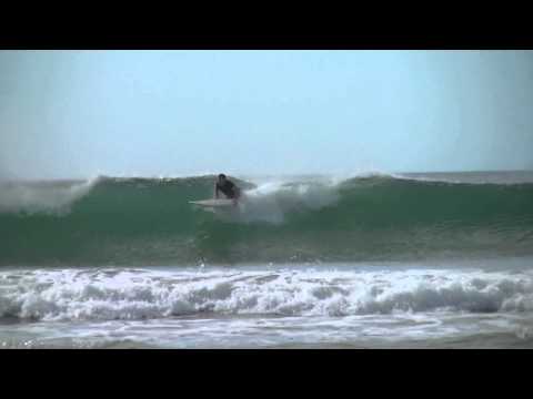 Read more about the article Tamarindo Surf Report – December 16, 2013 (video)