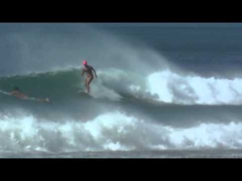 Read more about the article Tamarindo Surf Report – December 18, 2013 (video)
