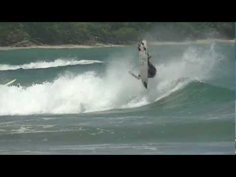 Read more about the article Tamarindo Surf Report – September 12, 2012 (video)