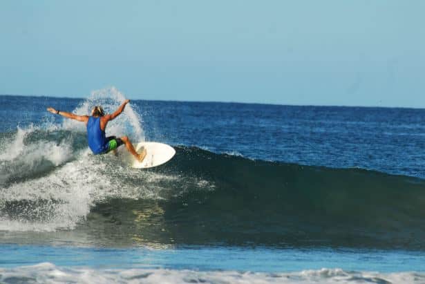 Read more about the article Playa Avellanas Surf Report – November 28, 2014