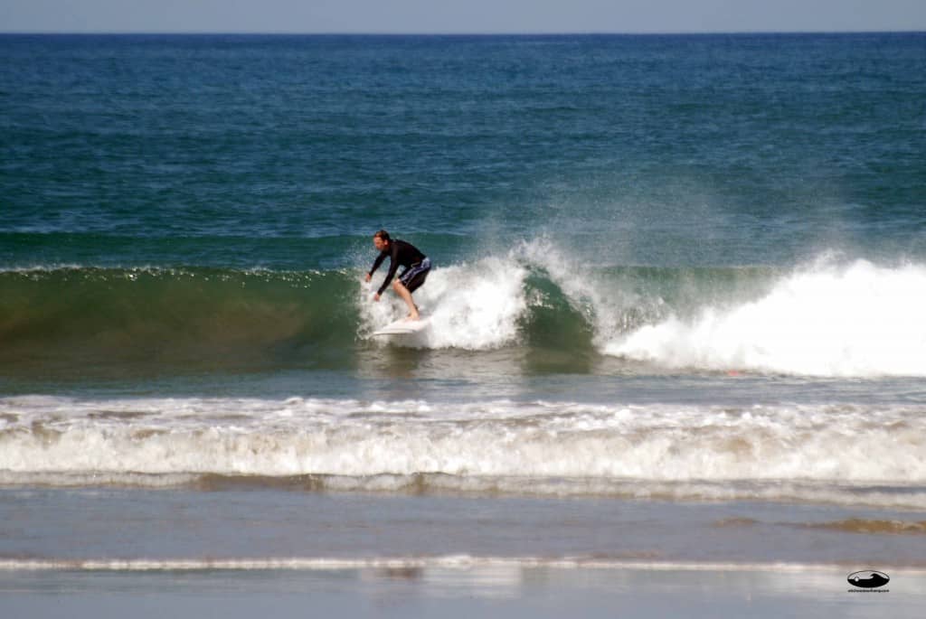 Read more about the article Surf Report for Tuesday, April 19th 2011