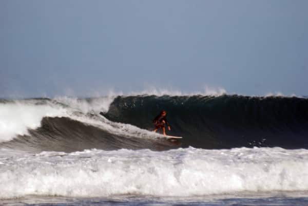 Read more about the article Surf Report for Monday, April 25th 2011