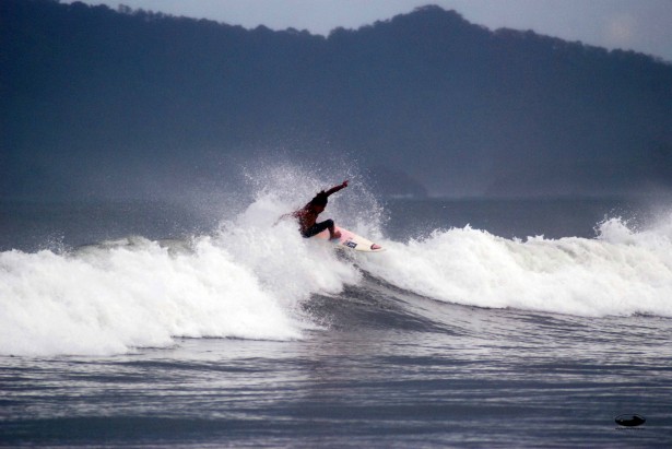 Read more about the article Surf Report for Thursday, June 9th 2011