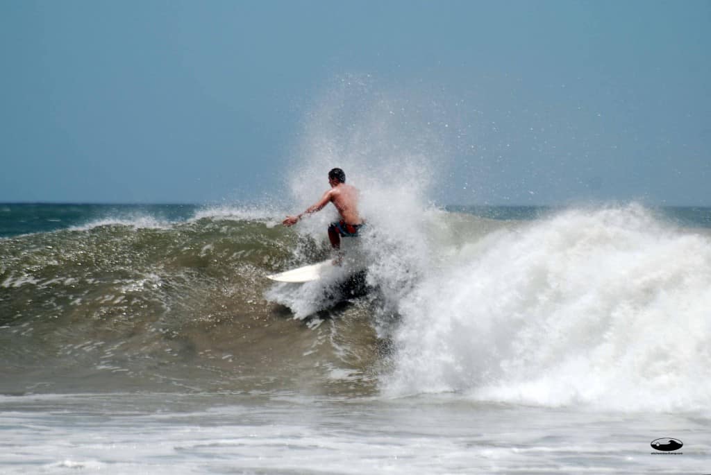Read more about the article Surf Report for Monday, March 21st 2011 (Morning/Early Afternoon)