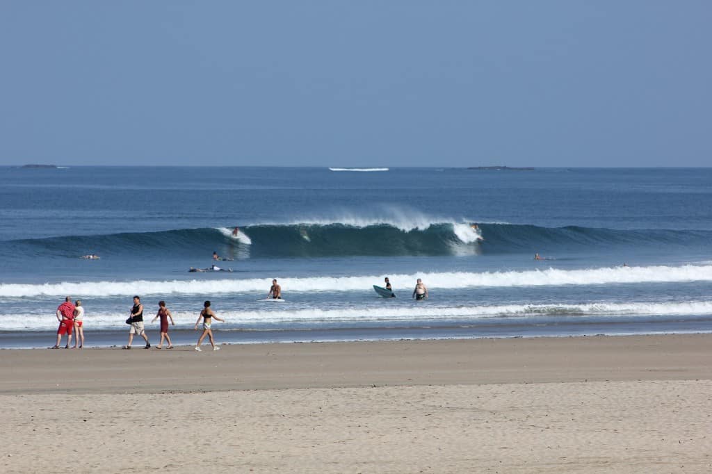 Read more about the article Thursday morning surf report – 9AM Tamarindo Rivermouth