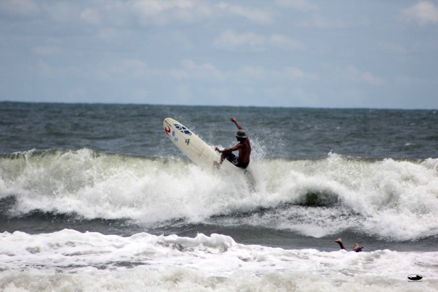 Read more about the article Surf Report for Friday, July 15th 2011