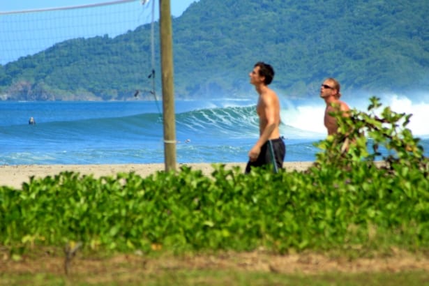 Read more about the article Tamarindo Surf Report – October 4th