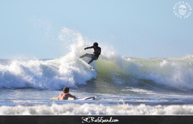 Read more about the article Surf Report for Tuesday, November 29th 2011