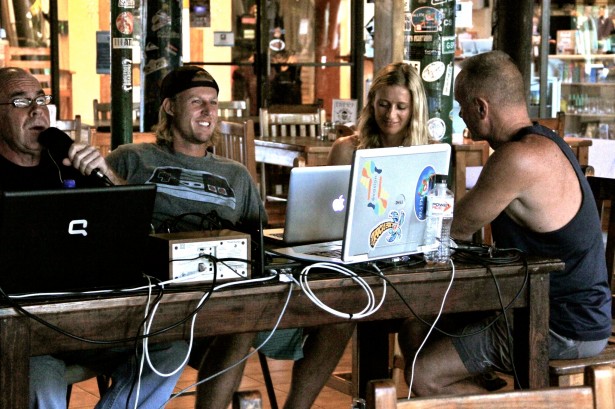 Read more about the article In Costa Rica or Not: How to Enjoy the Pirate Radio Show Live from Eat at Joe’s