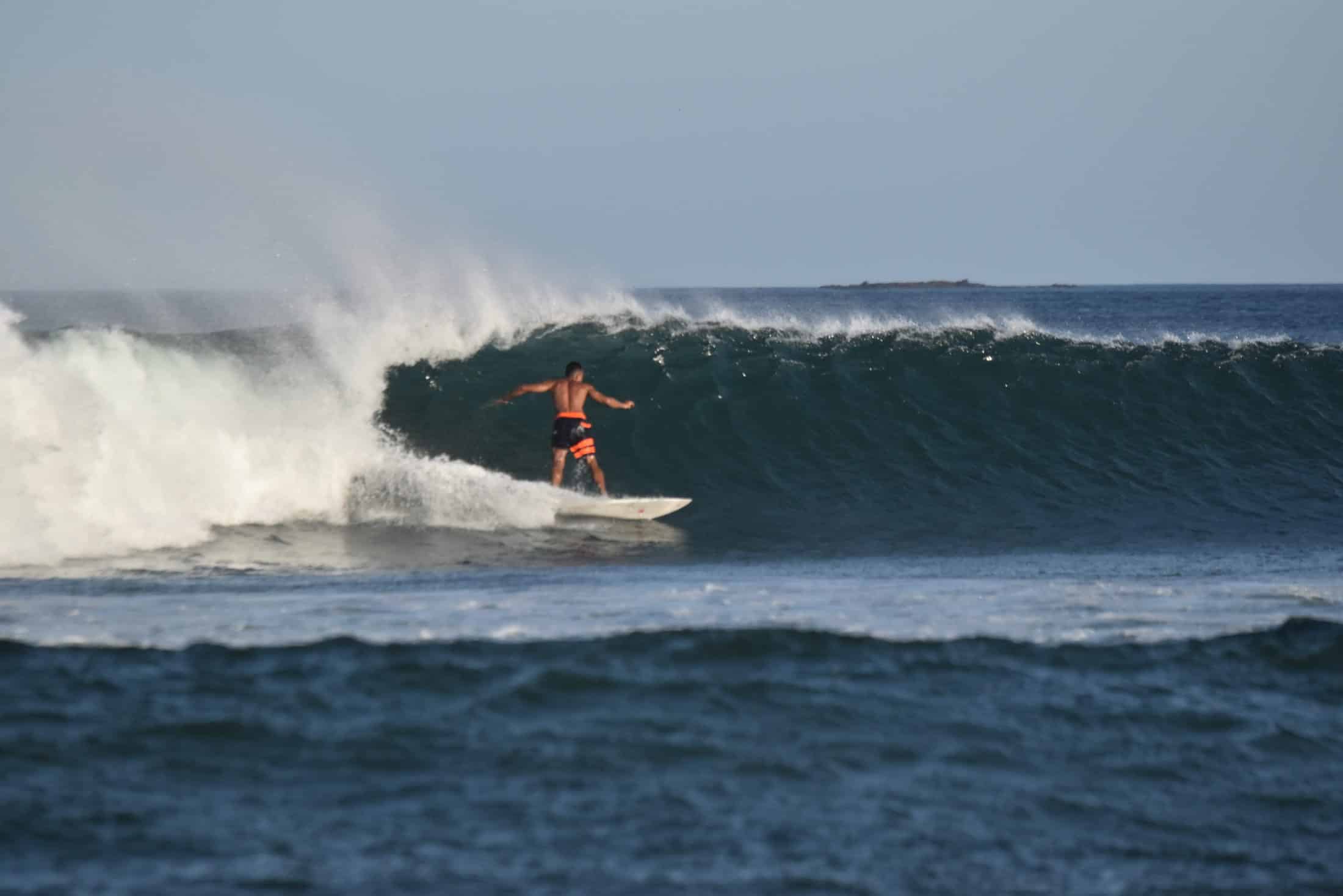 Read more about the article Tamarindo Surf Report March 01st
