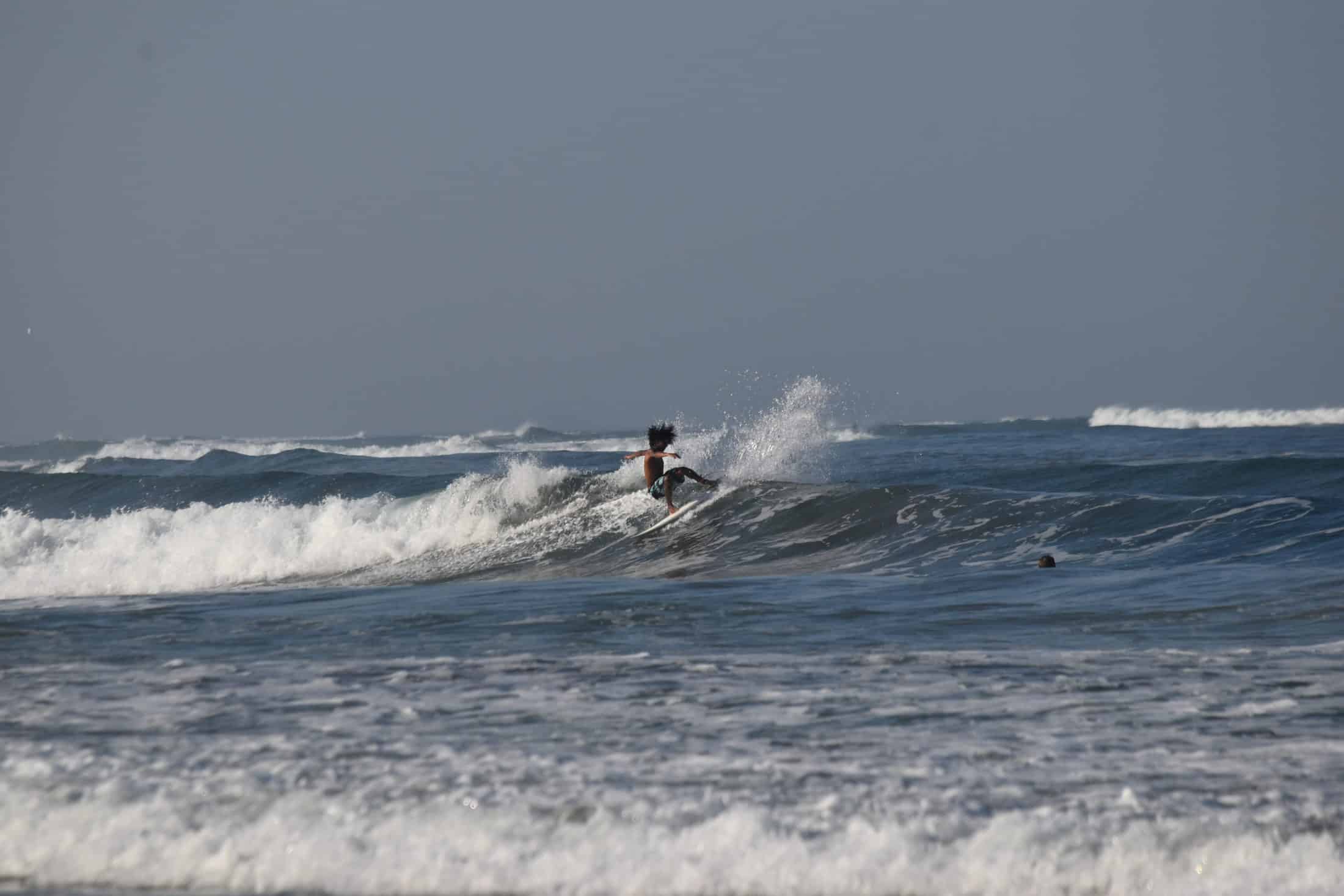 Read more about the article Avellanas and Tamarindo Surf Report April 12th