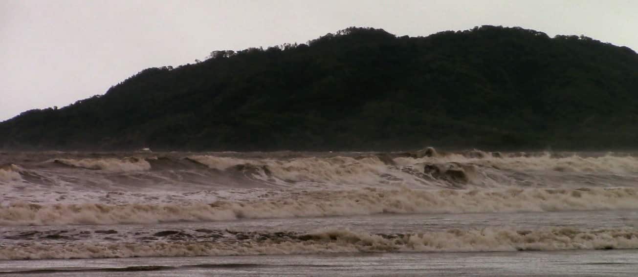 Read more about the article Playa Tamarindo – Friday, October, 06, 2017