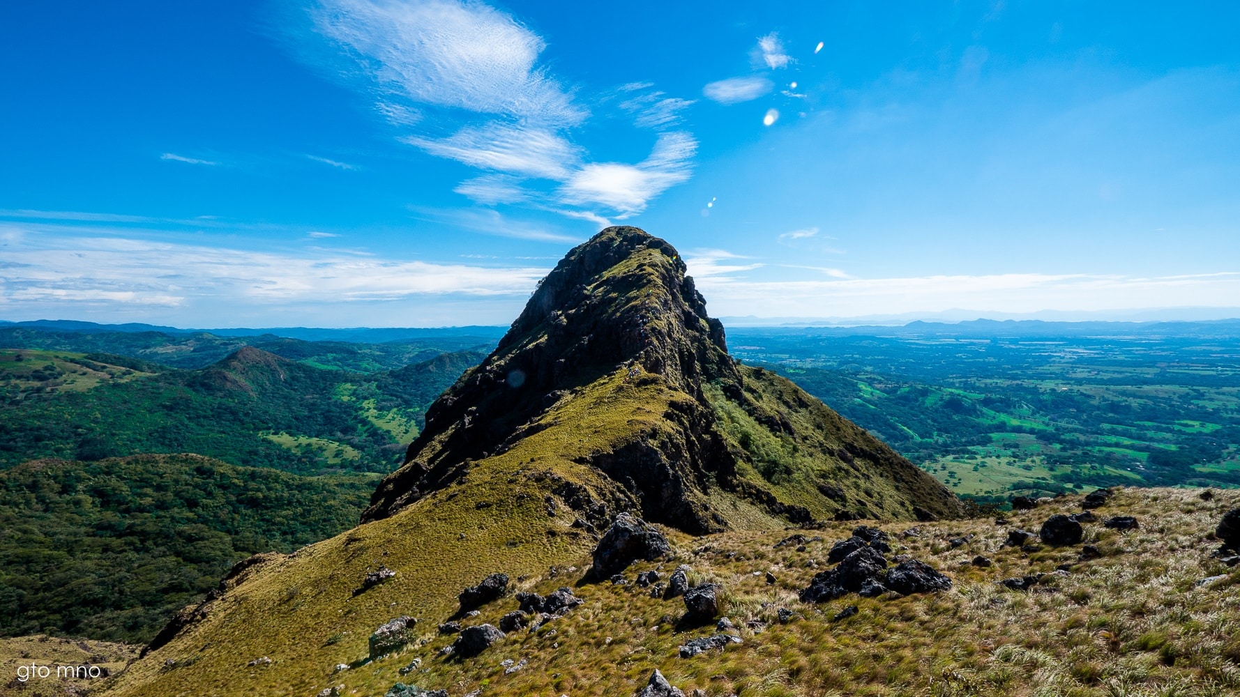 Read more about the article 12 Breathtaking Hikes to Take in Costa Rica