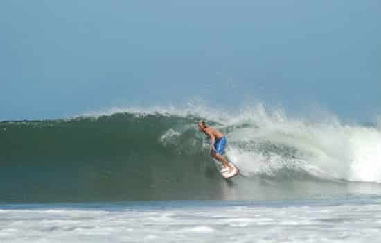 Tamarindo Surfing Waves Costa Rica