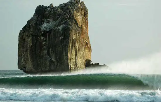 An empty, perfect wave breaking at Witch's Rock