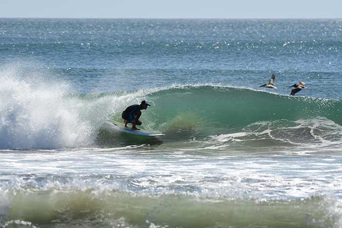 Read more about the article 8 Booking Tips for an Epic Surf Trip this 2020
