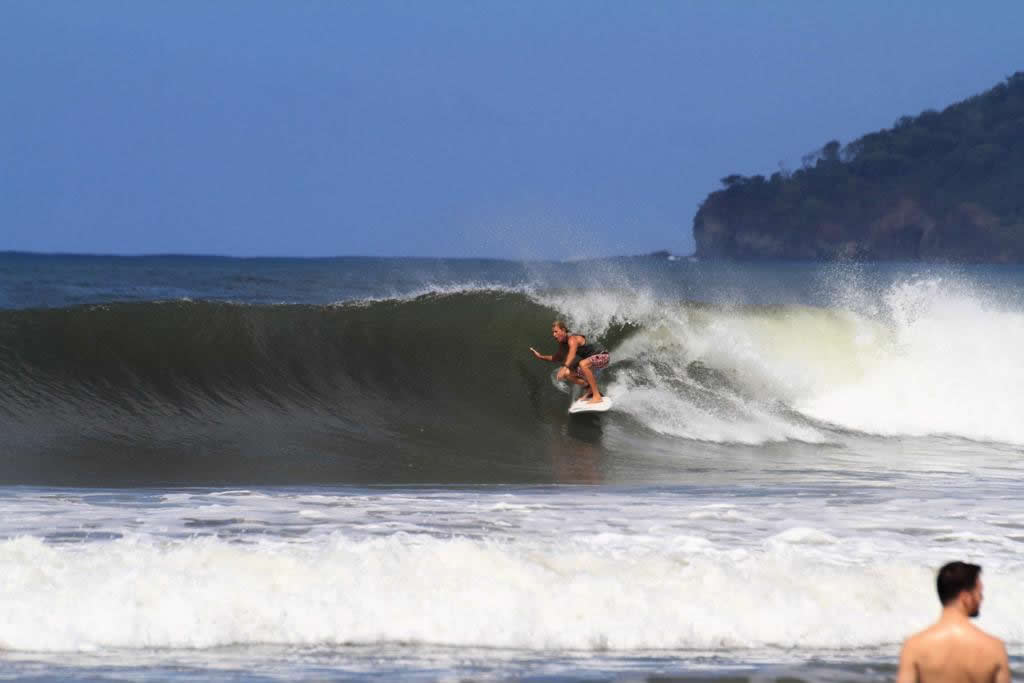 Read more about the article Tamarindo Receives Awesome Northwest Swell To Start 2019 Season