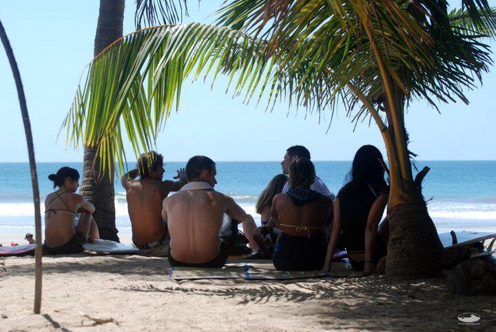 Read more about the article Costa Rican Slang for Your Next Surf Trip.