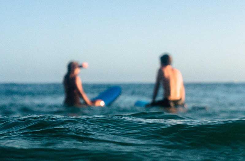 Read more about the article Why You CAN’T Teach Your Partner How To Surf