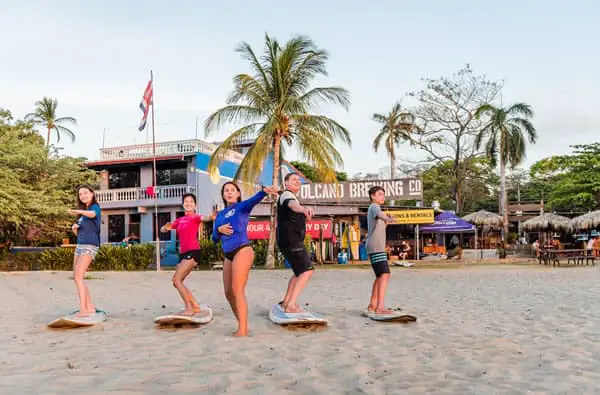 surf lessons in tamarindo costa rica