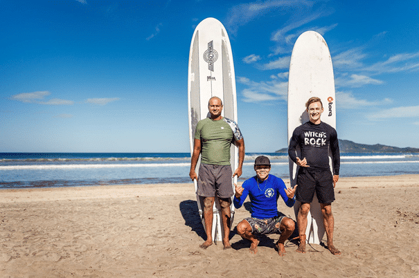 surf lessons in tamarindo costa rica